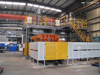 大型吹塑托盤生產(chǎn)線技術(shù)轉(zhuǎn)讓 機(jī)遇與挑戰(zhàn)并存